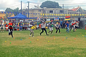 Hampton School sports day fathers day race
